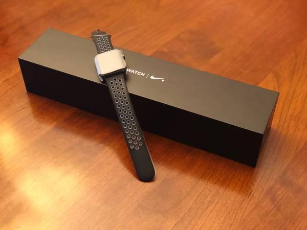 Apple Watch Series 2 Nike (42mm)