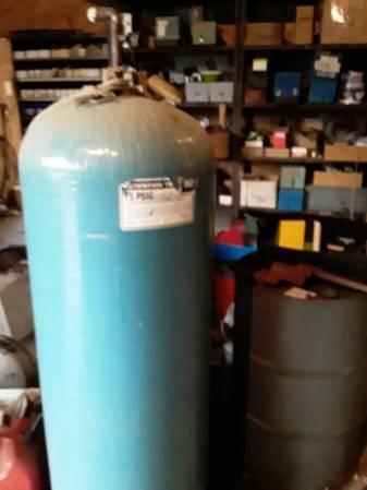 Pentair CT80 80 Gallon Fiberglass Water Retention Tank