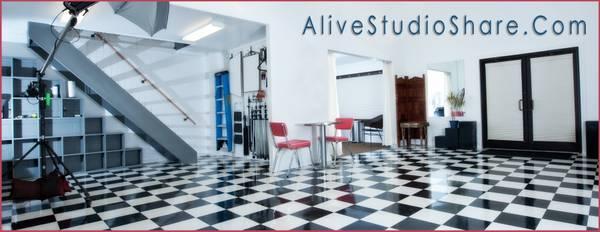 STUDIO SPACE - Cooperative Photography Studio Space for Rent
