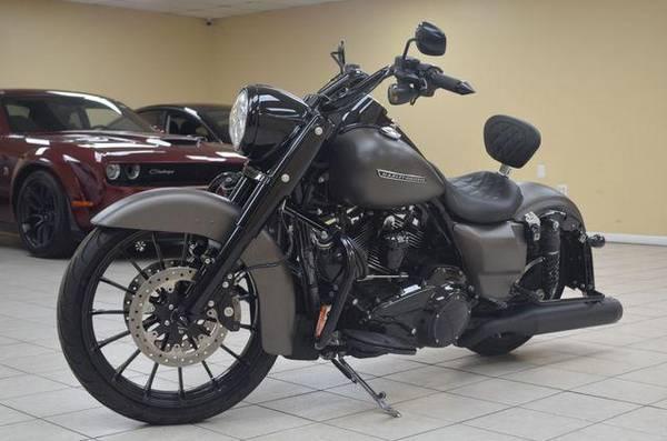 2018 Harley-Davidson FLHRXS Road King Special - 99.9% GUARANTEED APPROVAL!