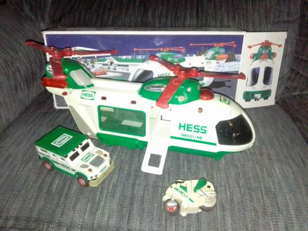 2001 Hess Truck Helicopter w/ motorcycle and cruiser