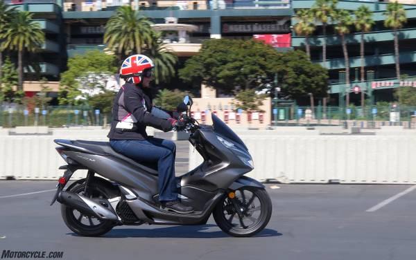 Honda 150cc Scooter rental DMV M1 Motorcycle License - 1000 Passes