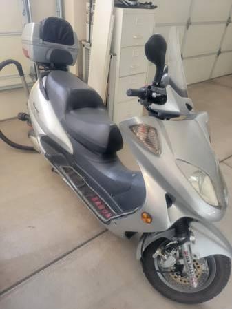 2004 Baron 150cc scooter 150T-1