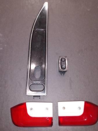 88-94 LINCOLN CONTINENTAL DOOR PANEL COURTESY LIGHTS PWR WNDW & LCK