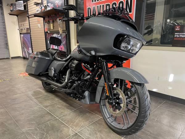 NEW TIRES ON THIS 2018 CVO ROAD GLIDE FLTRXSE (#5303)