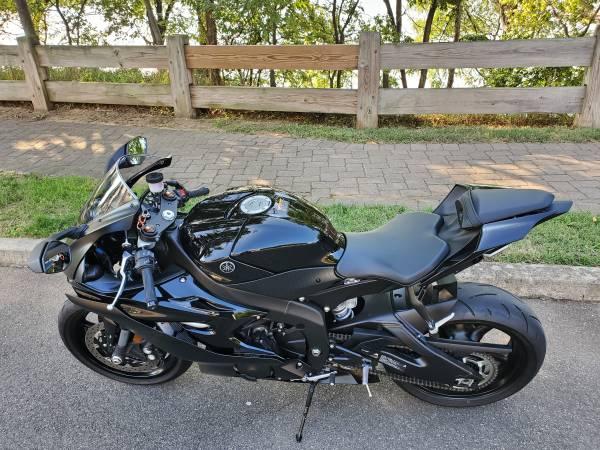2020 Yamaha YZF-R6 / ONLY 546 miles