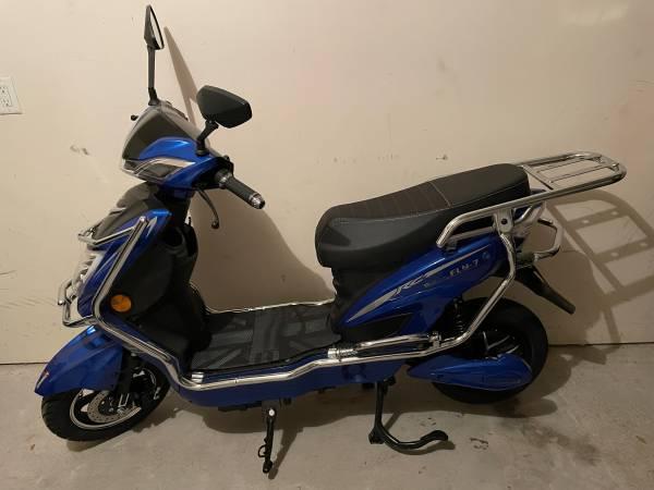 Fly E-Bike Electric Motorcycle/Scooter For Sale!