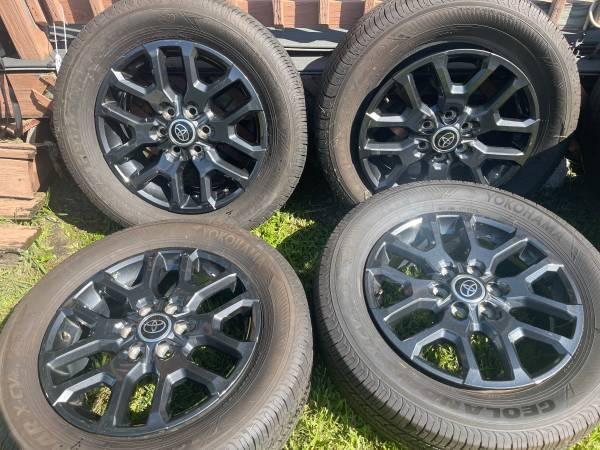 2022 Toyota Tundra Platinum Factory wheels/Bridgestone tires 6 lugs