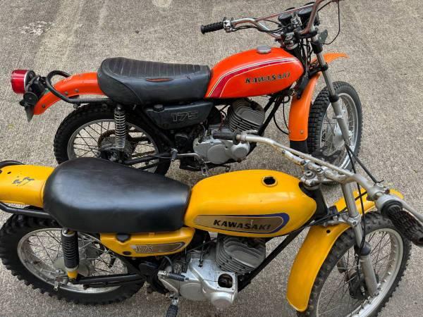 dirtbike KAWASAKI classic 175cc (two motorcycle)