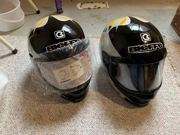 Motorcycle/Snowmobile Helmets new