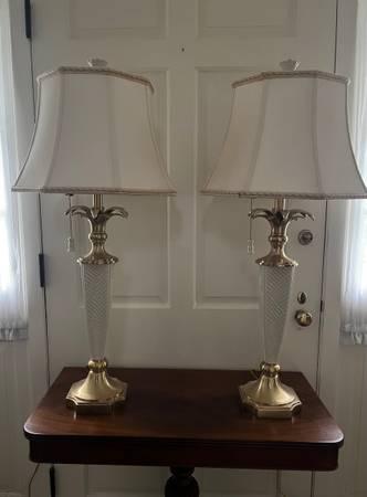 PAIR of Beautiful Savannah by Quoizel Lenox Table Lamps