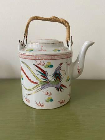 Chinese Porcelain Teapot with white background Dragon and Phoenix