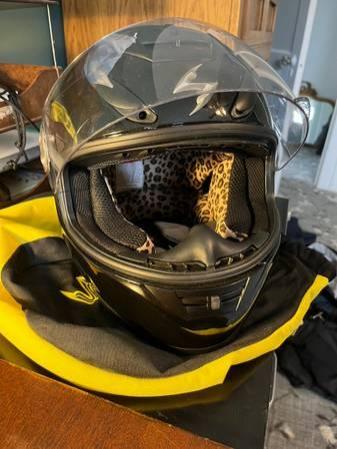 Scorpion EXO-700 Motorcycle Helmet Gloss Black Leopard Adult Small