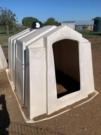 Calf or Small  Hutch Shelter (s)