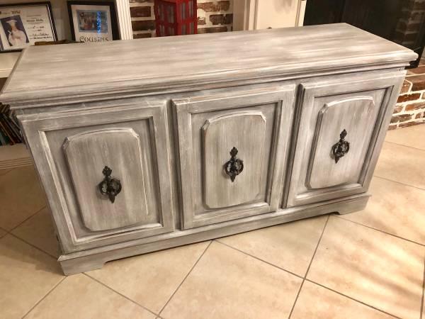 Refinished 54 inch Broyhill Buffet / Server / Sideboard / Credenza/