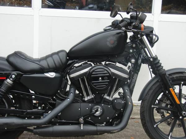 2019 Harley XL 883N Iron Nightster Sportster (Black)  Has Low Mileage!