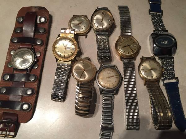 9 VINTAGE MECHANICAL MENS WATCHES