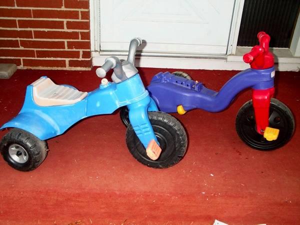 2 BIG WHEEL LOT Vintage Tricycle Bike Fisher Price Mattel Ride On Toy