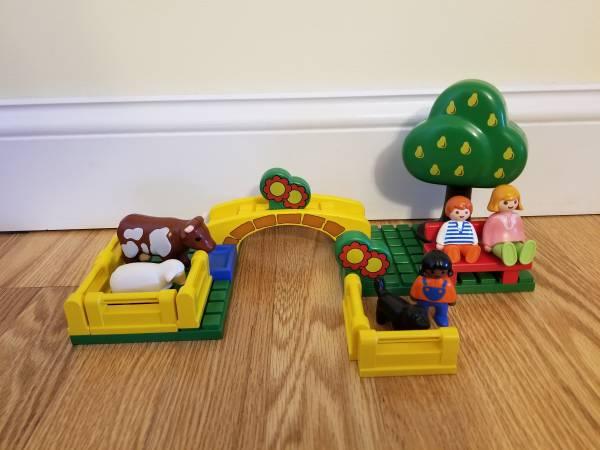 Playmobil 123 Country Park #6601 with Tree, Bench, Dog, Cow, Sheep