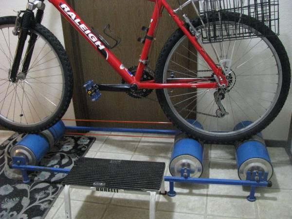 Bicycle training rollers