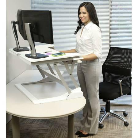 Sit - Stand Desk Workstation: White Ergotron WorkFit-T