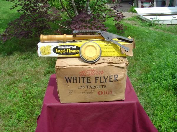 Western White Flyer # 305 Clay Pigeons with Remington Target-Thrower