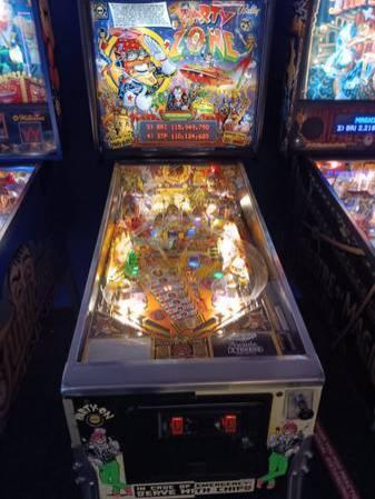 Party Zone pinball machine