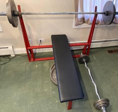 Champion Barbell Olympic Weight bench set & Curl bar