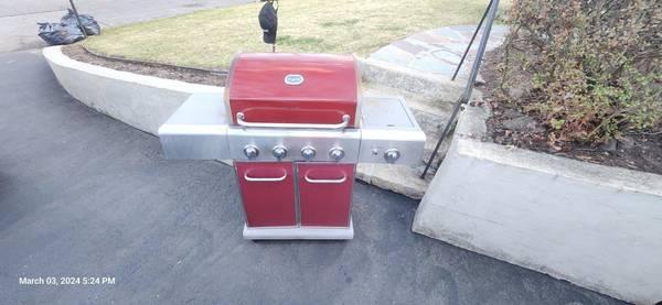 Kenmore BBQ Gas Grill