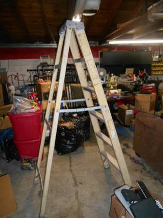 6ft fiberglass step ladder for sale