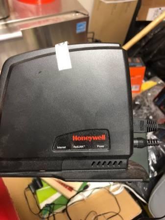 Honeywell Redlink Enabled Wireless Internet Gateway-THM6000R1002