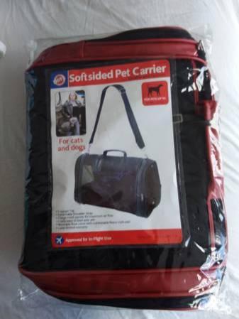 Brand new BLITZ soft sided pets carrier