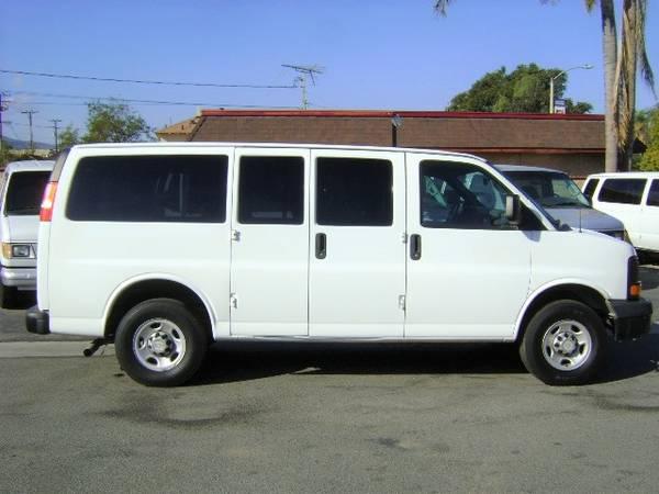 2010 Chevy Express G2500 12-Passenger Cargo Van 1 Owner Government 51,000 MILES!
