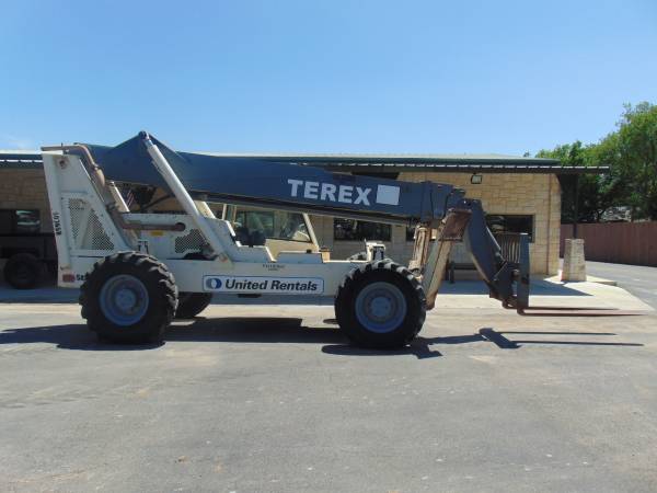 2002 Terex TH1056C Telehandler Forklift