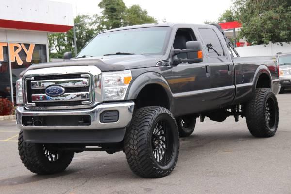 LIFTED 2015 Ford F-250 F250 F 250 4x4 XLT 4dr Crew 8ft DIESEL