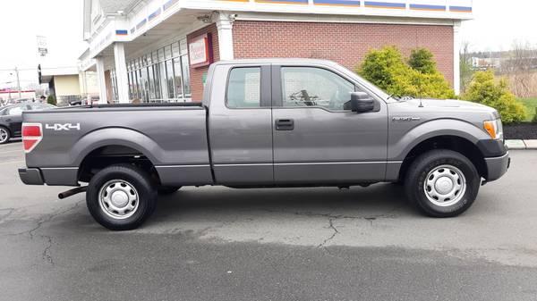 2011 Ford f150 4x4 new tires one owner clean carfax