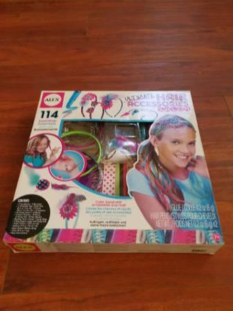 Brand New ALEX Ultimate Hair Accessories Salon by ALEX Toys
