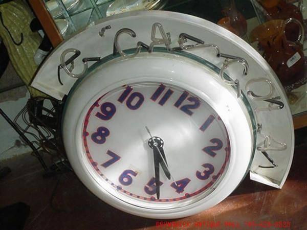 Collector seeking old Neon Clock - larger the better!