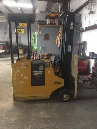 Yale Forklift 2005 Reasonable offers welcomed!