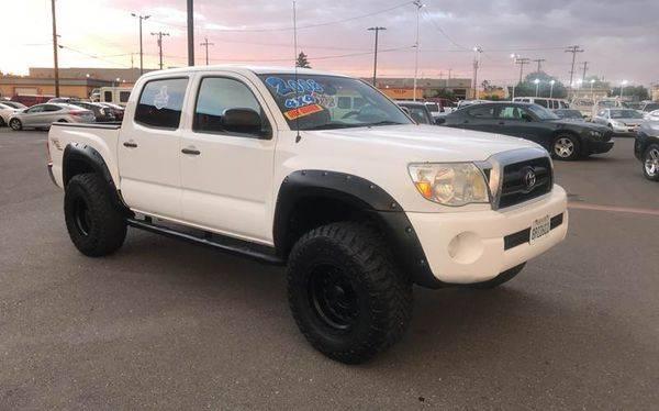 2008 Toyota Tacoma V6 4x4 4dr Double Cab 5.0 ft. SB 5A - DRIVE TODAY!