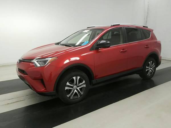 ***2016 Toyota Rav4 LE: Red, Exc. Cond, Loaded, 53K mi: Carfax Cert!**