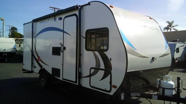 BRAND NEW! 2019 PACIFICA 16 BUNKHOUSE LITE TRAVEL TRAILER