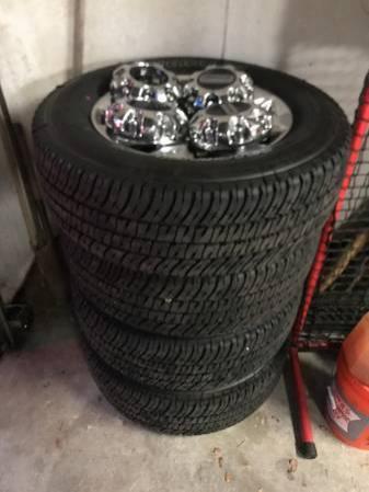 Brand new F250 Platinum wheels/tires/caps/lug nuts