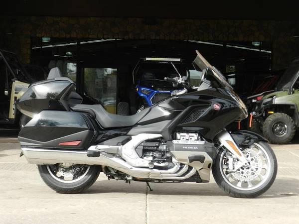 New 2019 HondaÂ® Gold Wing Tour Automatic DCT Darkness Black Metallic