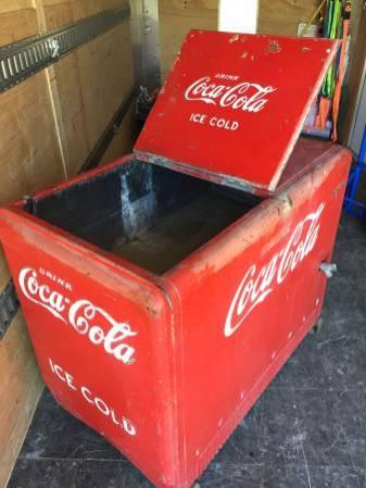 Vintage Coca-Cola Cavalier Ice Chest Cooler