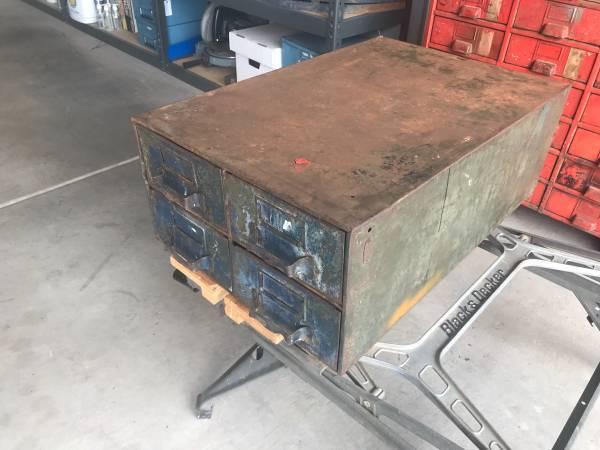 4 DRAWER STEEL MILITARY CABINET. GREAT AS PARTS ORGANIZER OR TOOLS