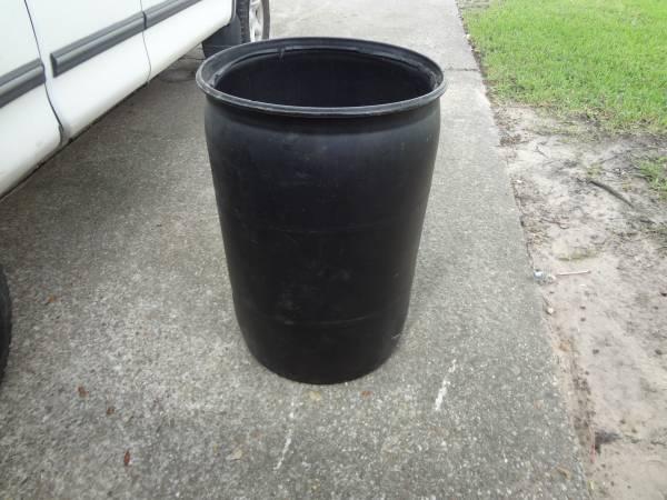 45 gallon black thick plastic utilty barrel