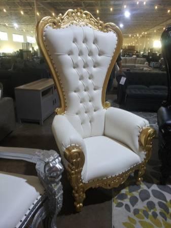 Throne chair we take payments