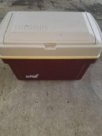 Vintage Koolaroo Ice Chest Picnic Cooler by Thermos