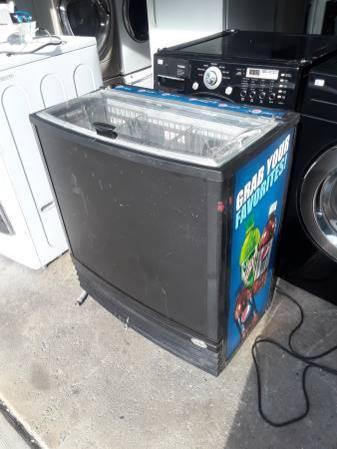 pepsi cooler( deliver with fee)